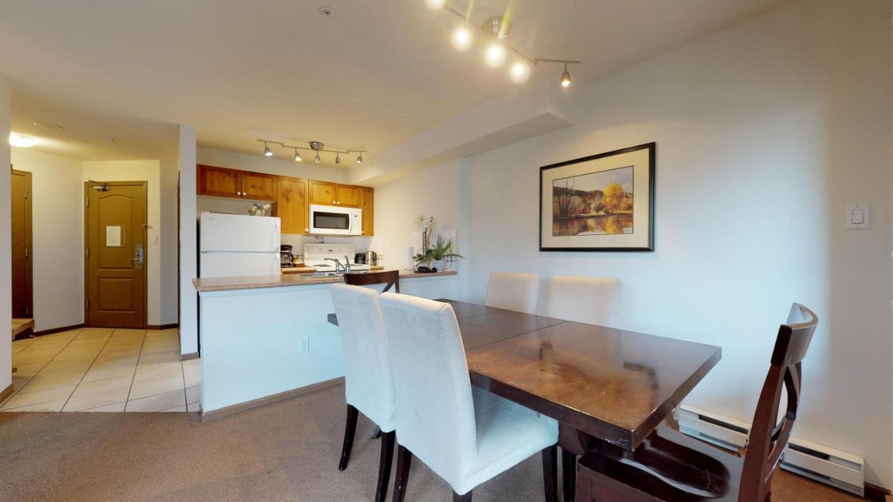 Whistler Blackcomb Vacation Rentals - Village North Buitenkant foto