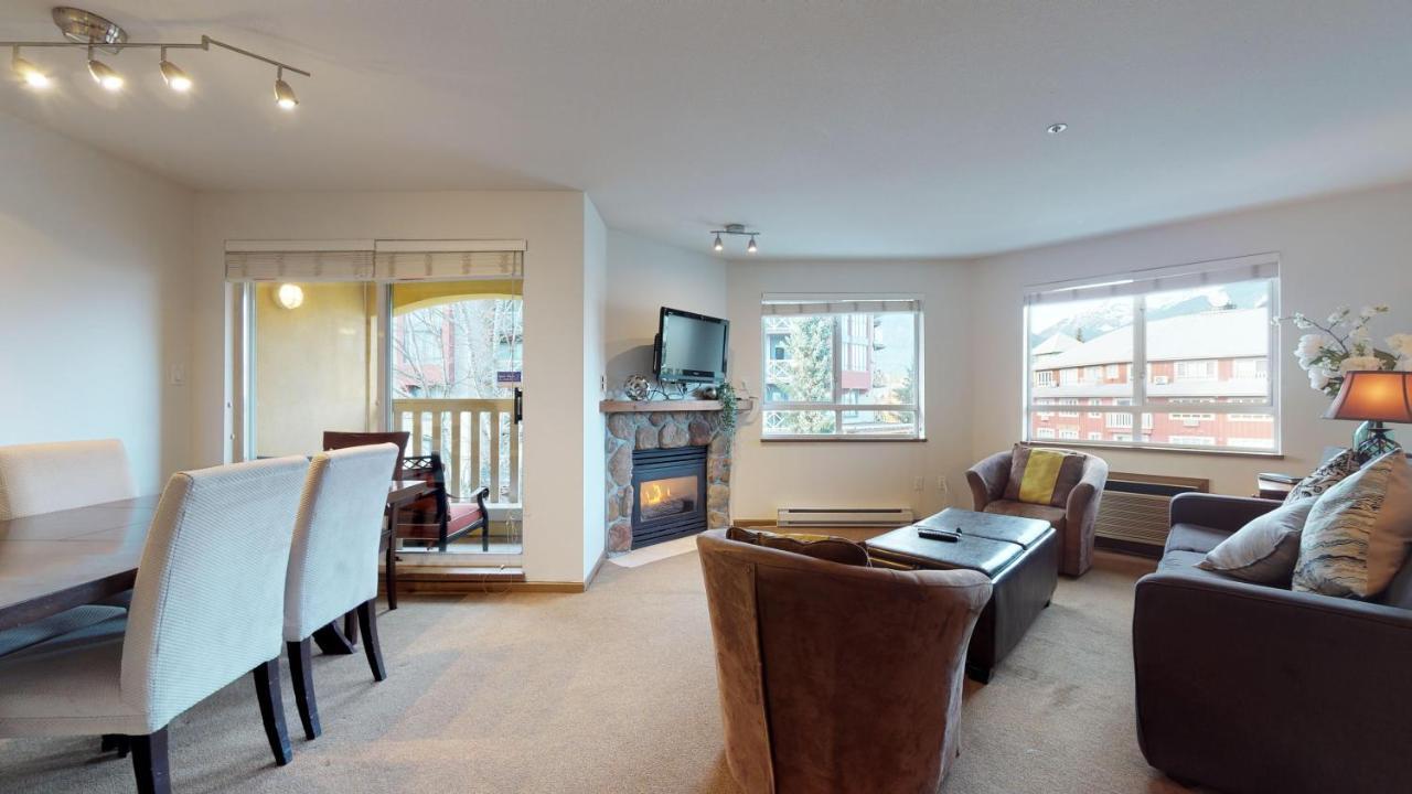 Whistler Blackcomb Vacation Rentals - Village North Buitenkant foto