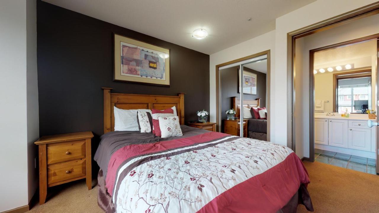 Whistler Blackcomb Vacation Rentals - Village North Buitenkant foto