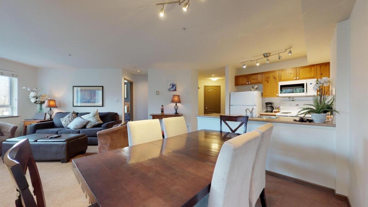 Whistler Blackcomb Vacation Rentals - Village North Buitenkant foto
