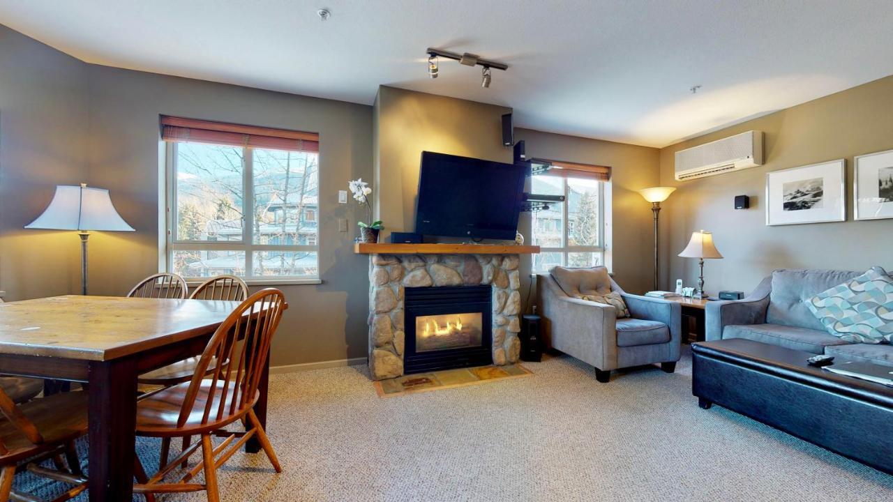 Whistler Blackcomb Vacation Rentals - Village North Buitenkant foto